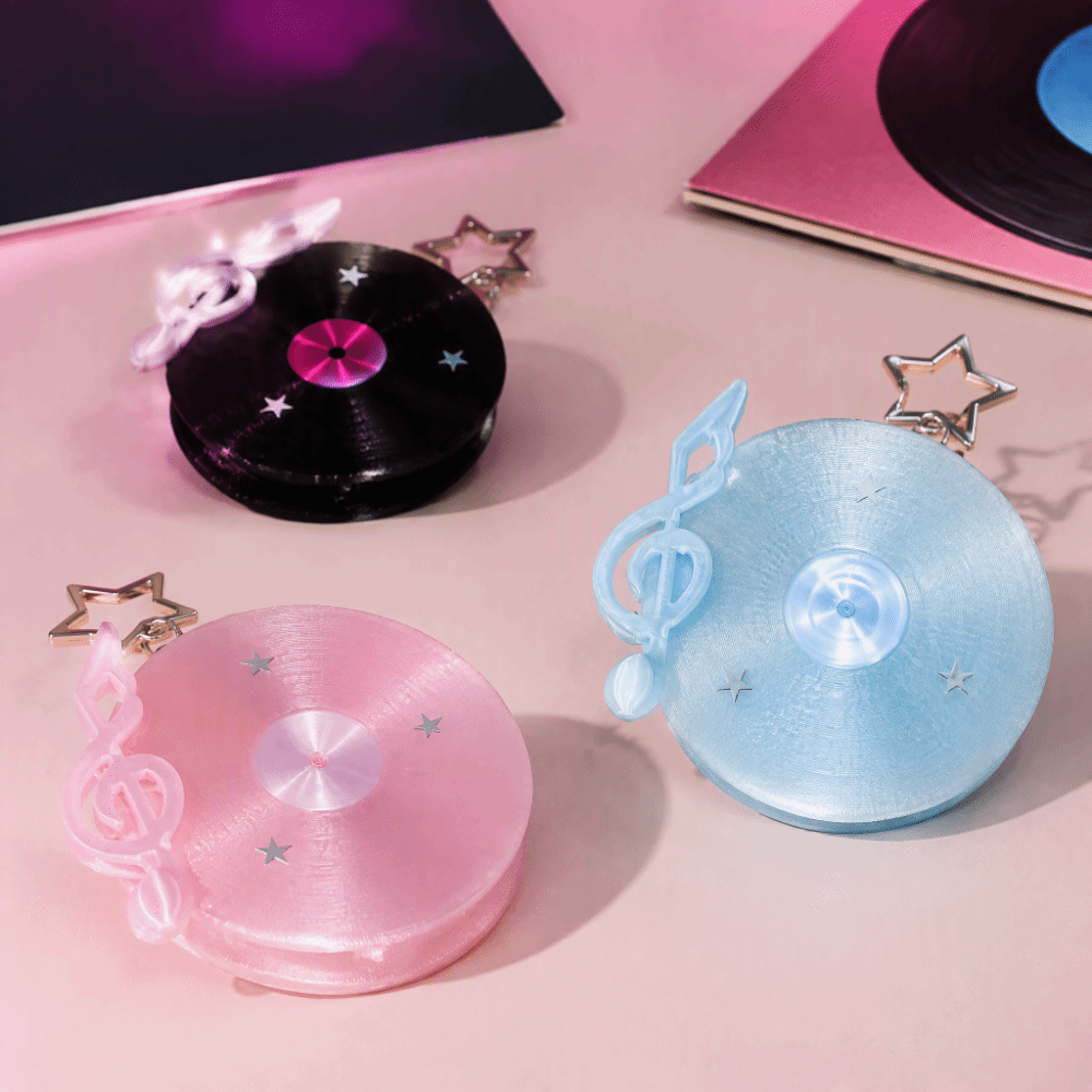 Брелок в виде виниловой пласти – обзор и цена Cable Winder Keychain